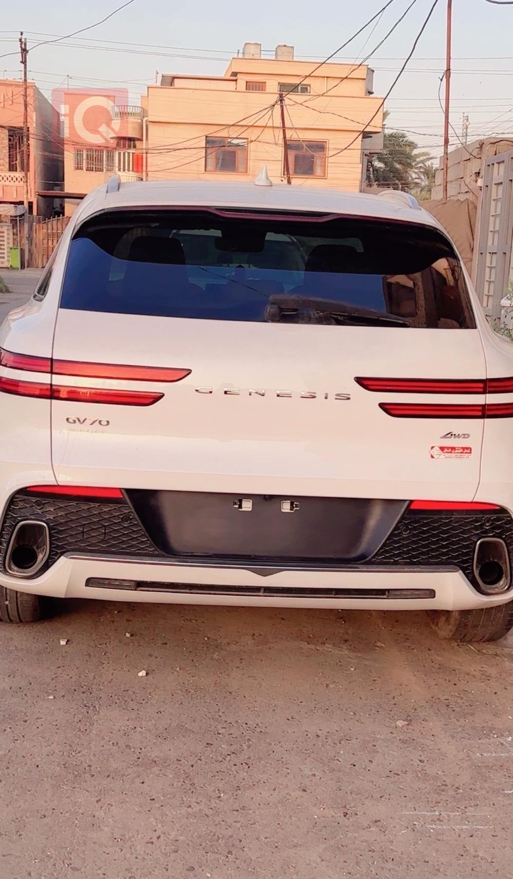 جنسس GV70
